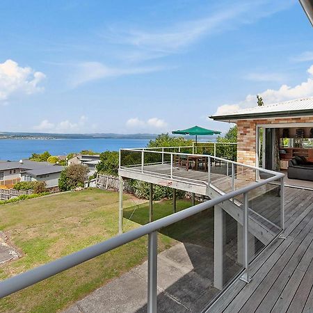 Lofty Lakeviews - Acacia Bay Holiday Home Taupo Exterior photo